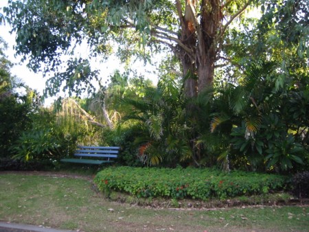 Gateway Tourist Park, more Gardens